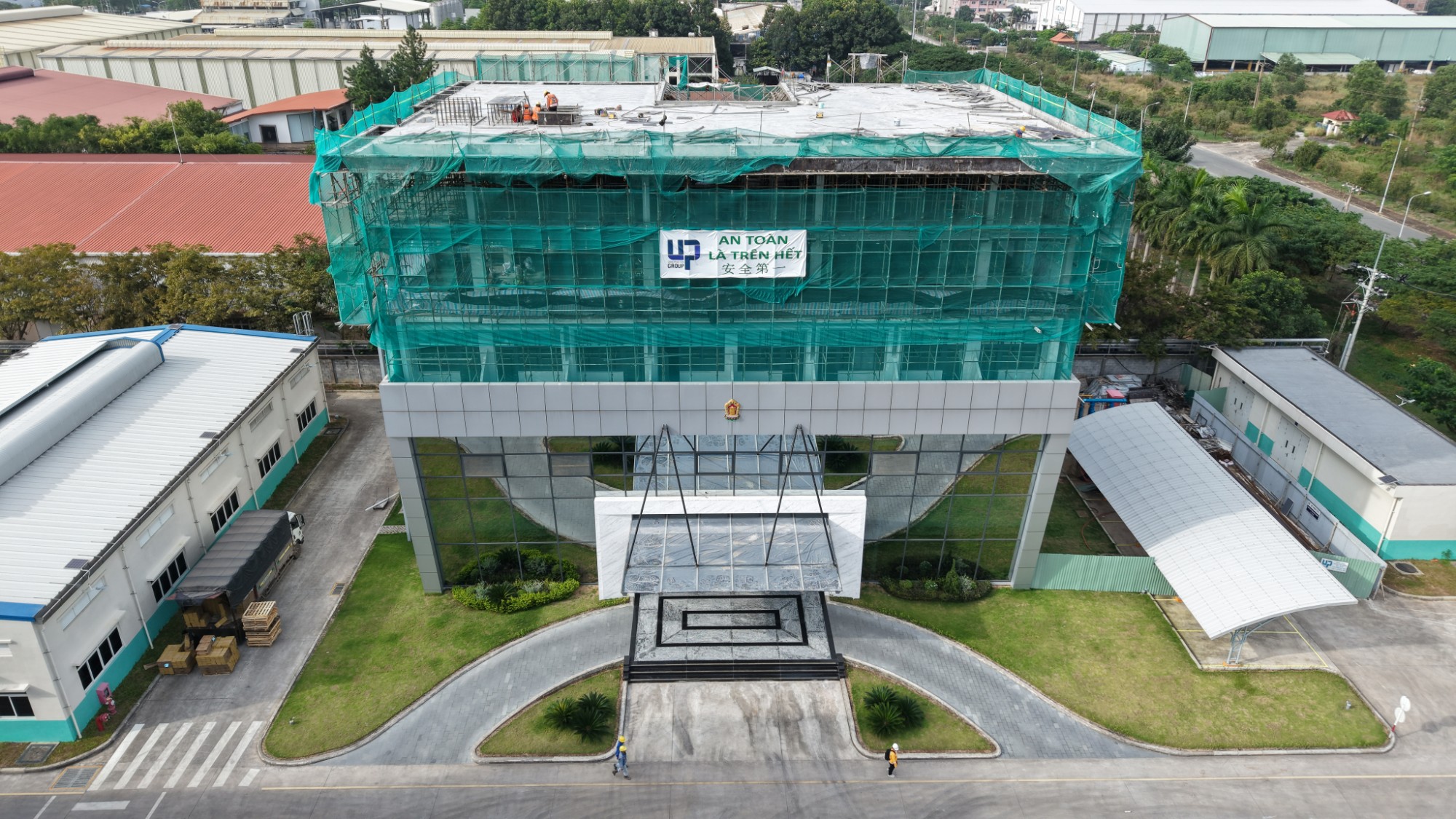 dji_fly_20251125_151100_0009_1764073861403_photo